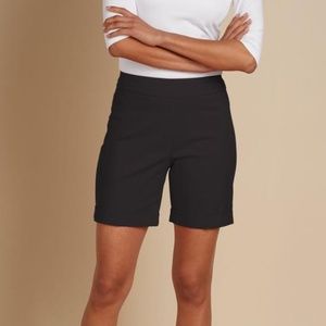 Black Super Stretch Shorts with Cuff